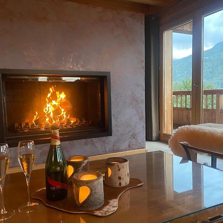 Le Paret Chambres D'Hotes De Charme & Spa Manigod Dış mekan fotoğraf